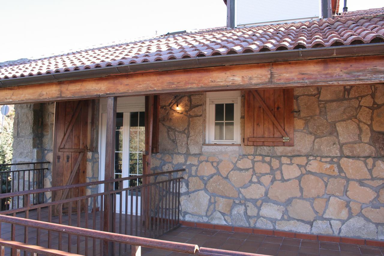 La Casona De Collado Guest House Hoyos del Collado Exterior foto