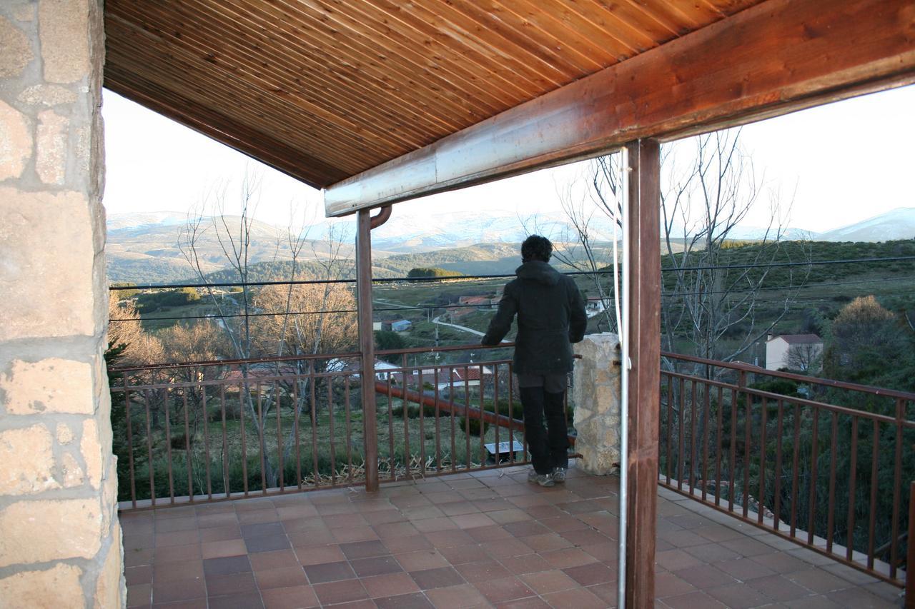 La Casona De Collado Guest House Hoyos del Collado Exterior foto